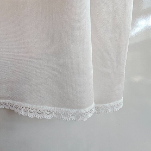 Vanity Fair Womens White Nylon Half Slip with Lace Trim, USA Made, 2XL, Vintage? - Picture 6 of 10